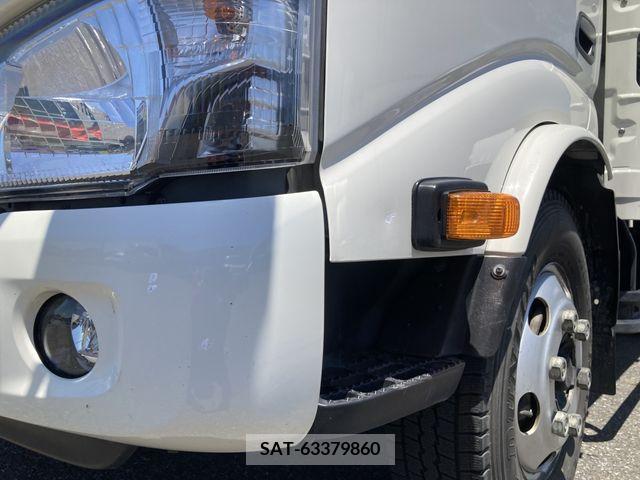 Hino DUTRO 2019-01 267772-15