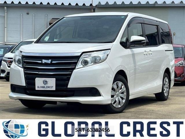 Toyota NOAH 2016-02 281393-0