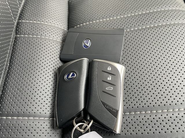 Lexus ES 2020-08 20971-9
