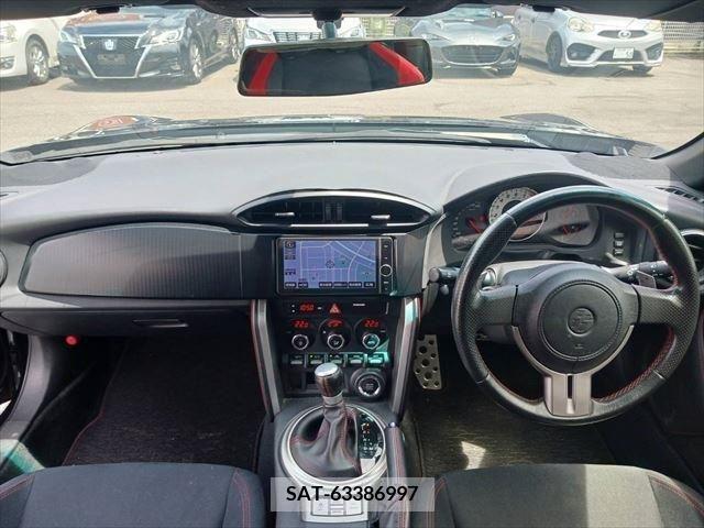 Toyota 86 2013-01 340734-1