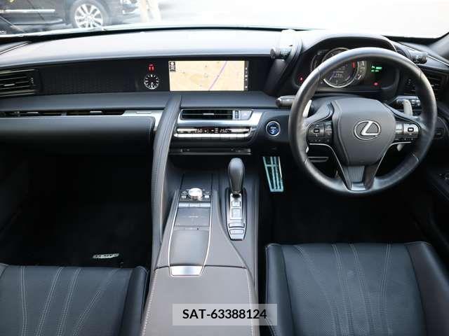 Lexus LC 2017-12 388330-7