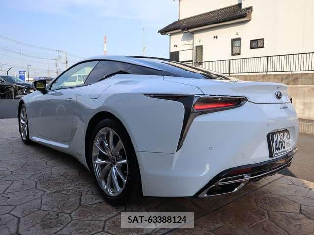 Lexus LC 2017-12 388330-4