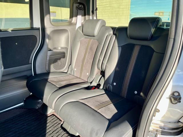 Honda N BOX CUSTOM 2017-11 190773-24