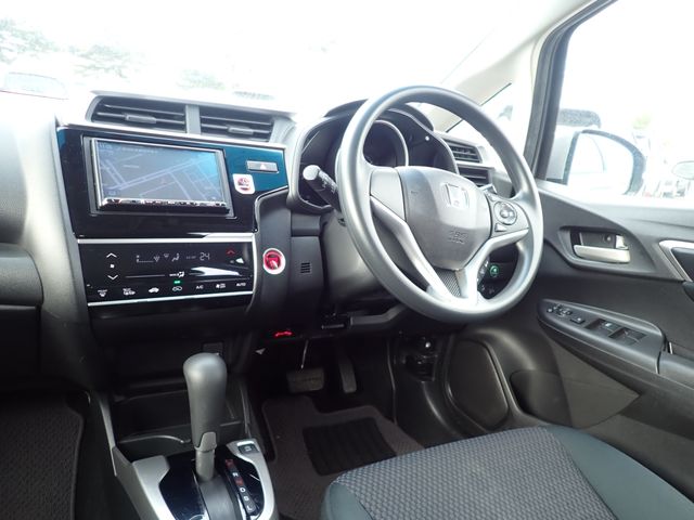 Honda FIT 2018-04 189682-1