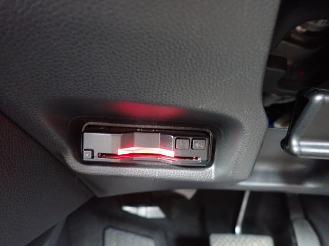 Honda FIT 2018-04 189682-14