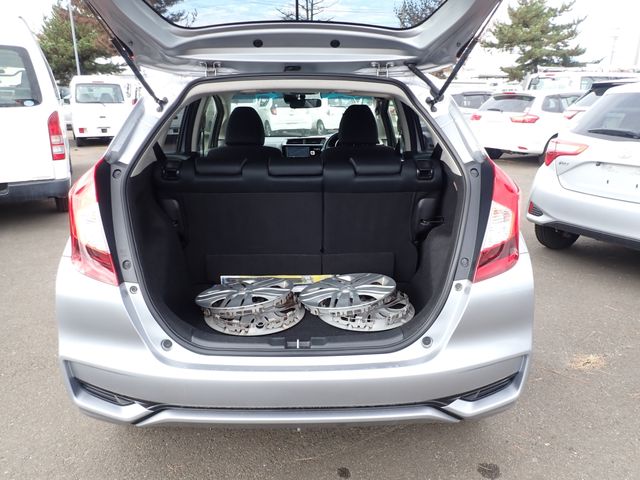 Honda FIT 2018-04 189682-24
