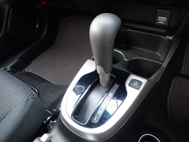 Honda FIT 2018-04 189682-9