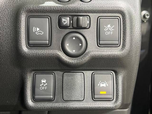 Nissan NOTE 2017-03 189059-3