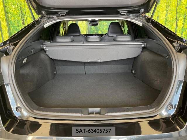 Toyota PRIUS 2022-07 281910-10