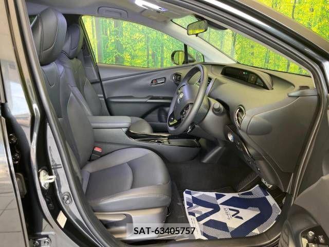 Toyota PRIUS 2022-07 281910-8