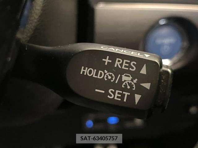 Toyota PRIUS 2022-07 281910-6