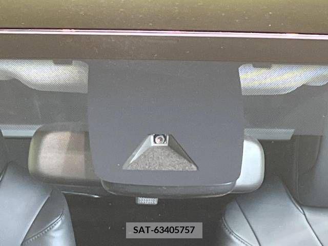 Toyota PRIUS 2022-07 281910-4