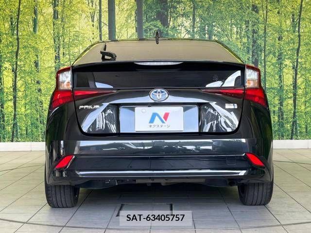 Toyota PRIUS 2022-07 281910-17