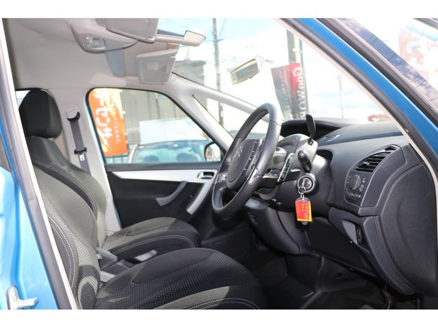 Citroen C4 PICASSO 2011-03 15193-11