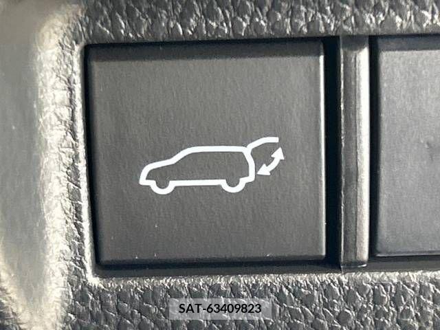 Toyota HARRIER 2020-07 360837-7