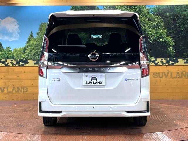 Nissan SERENA 2022-03 196048-15