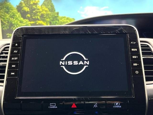 Nissan SERENA 2022-03 196048-2
