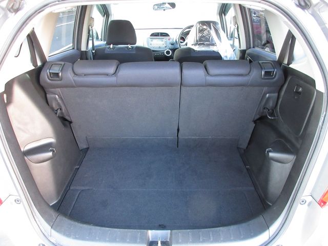 Honda FIT 2009-01 194503-23