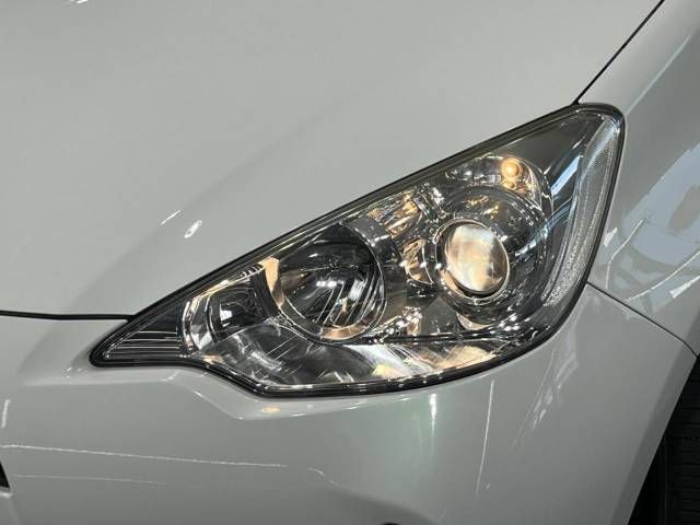 Toyota AQUA 2012-07 9583-12