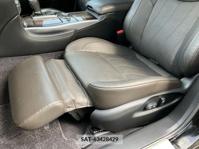 Nissan FUGA 2011-02 387595-17