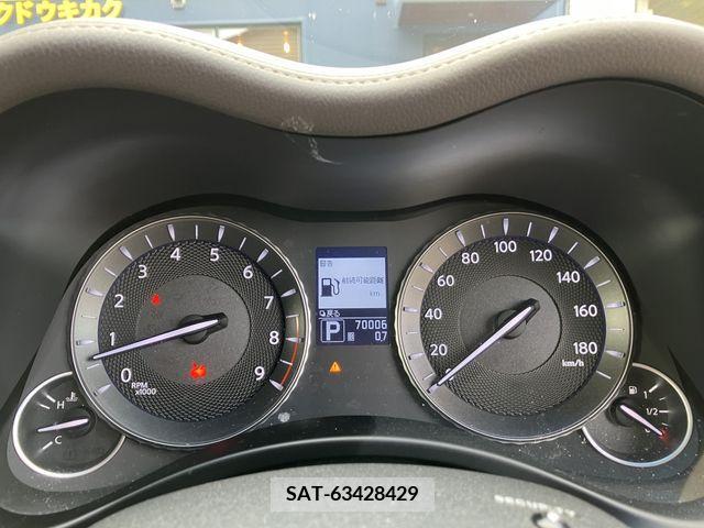 Nissan FUGA 2011-02 387595-29