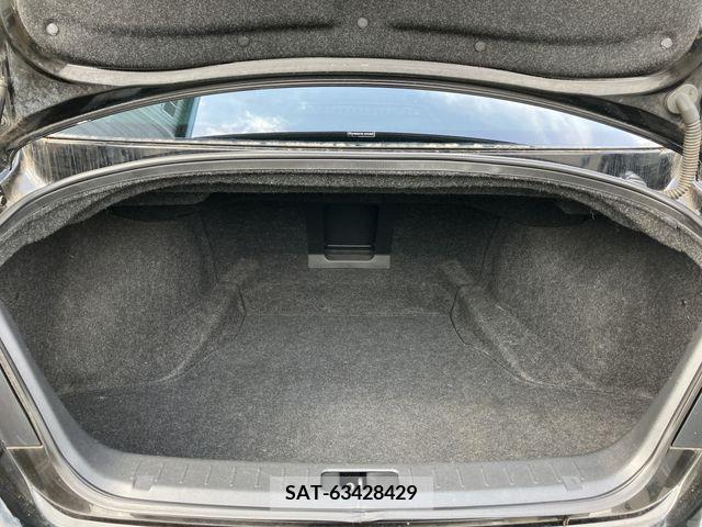 Nissan FUGA 2011-02 387595-23