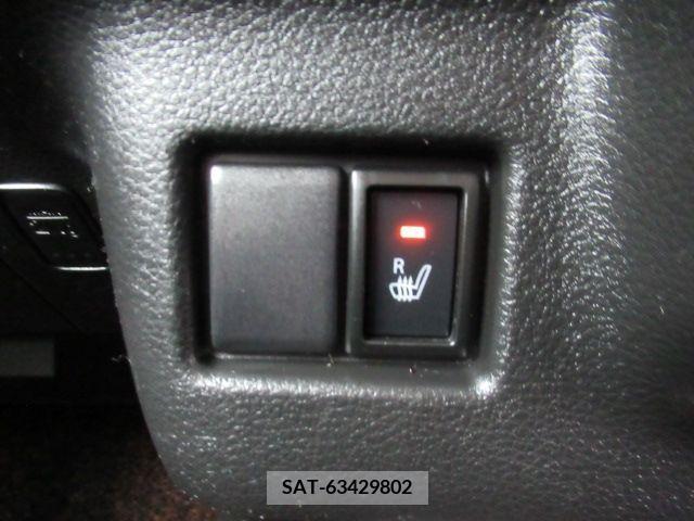 Suzuki SPACIA 2018-06 329888-17