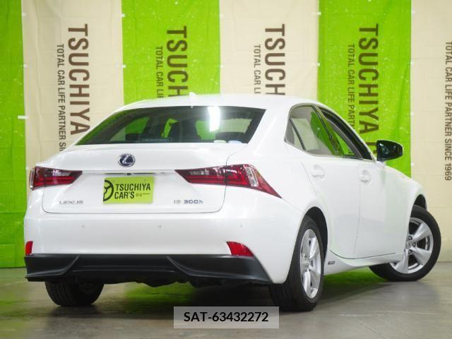 Lexus IS 2014-01 300076-1