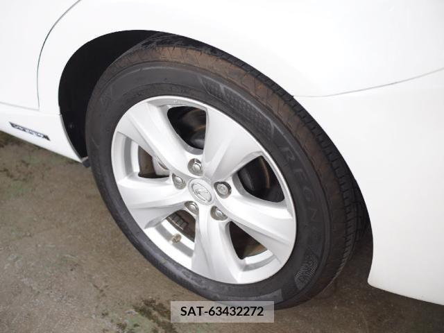 Lexus IS 2014-01 300076-19