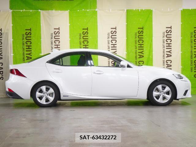 Lexus IS 2014-01 300076-18