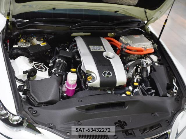 Lexus IS 2014-01 300076-27
