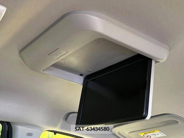 Nissan SERENA 2018-12 324984-4
