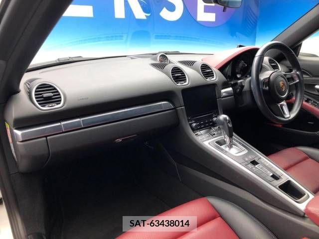 Porsche 718 Boxster 2016-07 348428-1