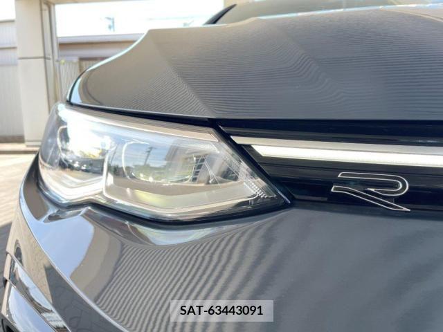 VolksWagen GOLF VARIANT 2022-11 370692-11