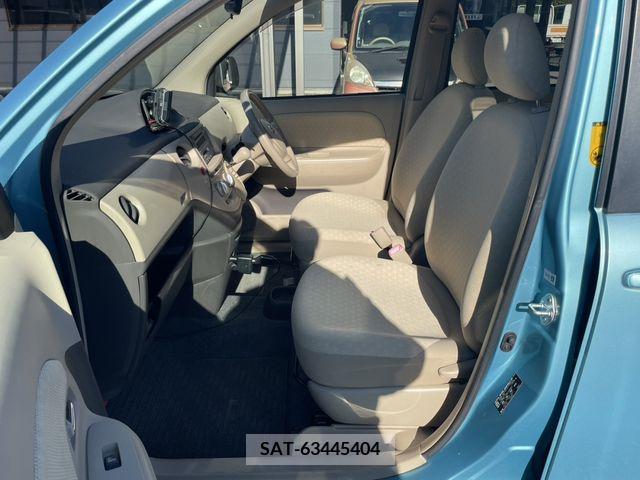 Toyota SIENTA 2007-01 372112-5