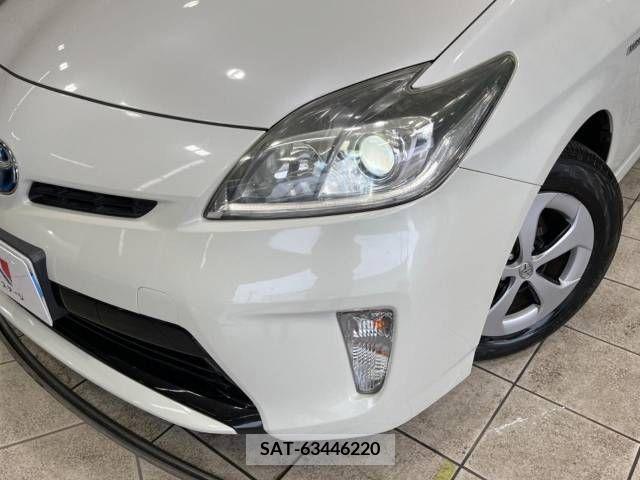 Toyota PRIUS 2012-07 366546-12