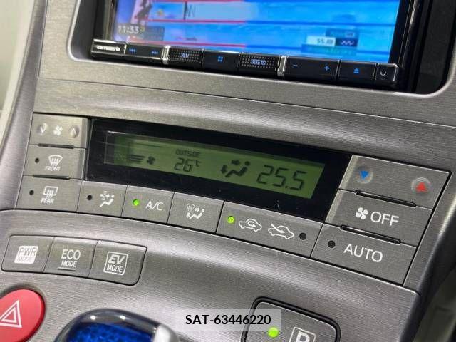 Toyota PRIUS 2012-07 366546-7
