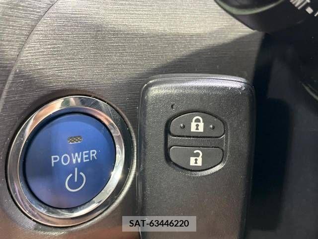 Toyota PRIUS 2012-07 366546-6