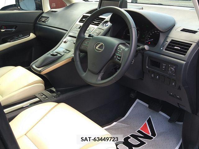 Lexus HS 2014-07 397087-10