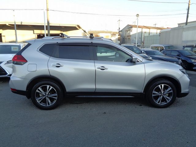 Nissan X-TRAIL 2019-01 180708-27