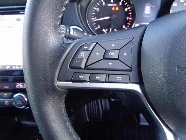 Nissan X-TRAIL 2019-01 180708-21