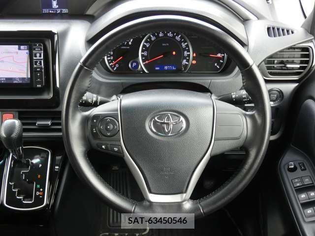 Toyota VOXY 2017-01 321502-12