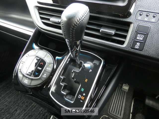 Toyota VOXY 2017-01 321502-14