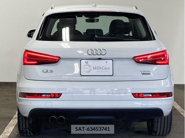 Audi Q3 2018-03 317792-4