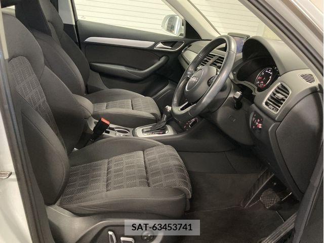 Audi Q3 2018-03 317792-7