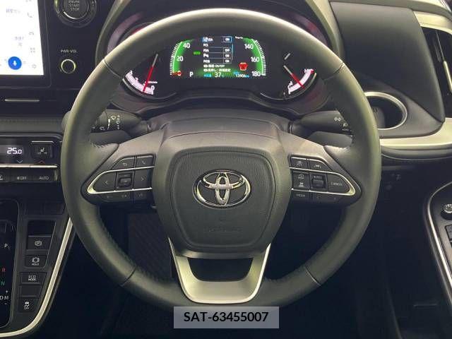 Toyota VOXY 2023-09 342848-12