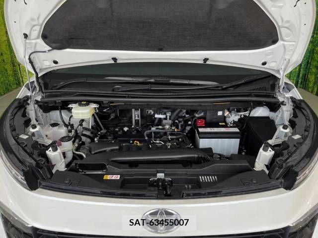 Toyota VOXY 2023-09 342848-18