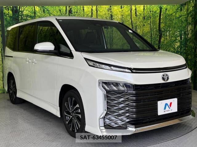 Toyota VOXY 2023-09 342848-17