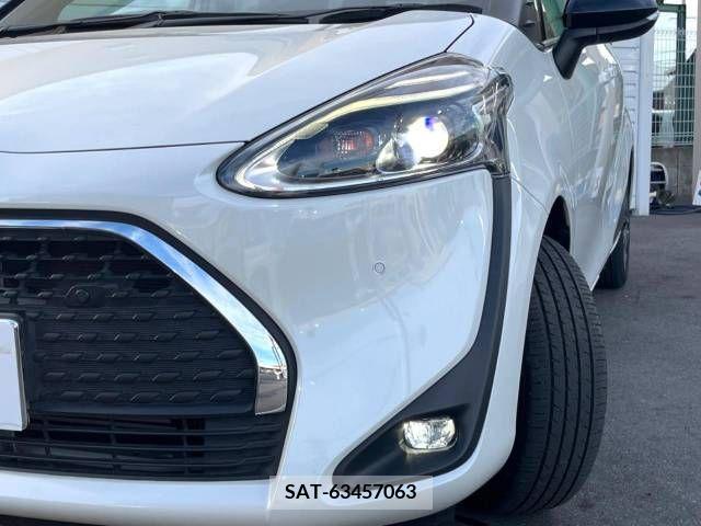 Toyota SIENTA 2021-11 352838-13