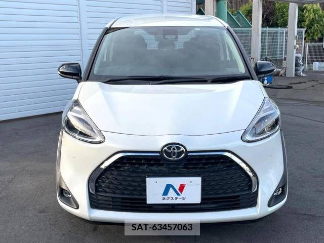 Toyota SIENTA 2021-11 352838-15